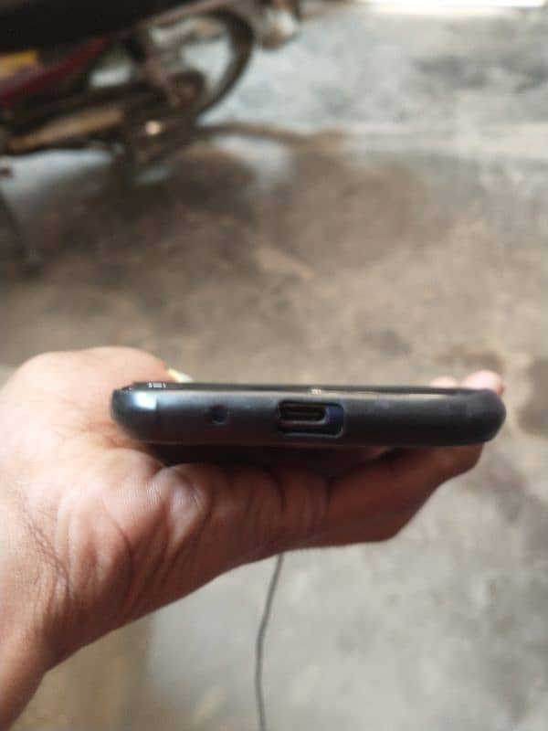 moto G7 supra for sale  condition fresh pase ha 9