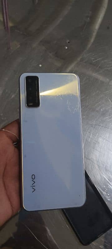 vivo y20  4/64 sell and exchange 2