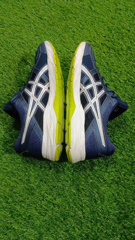 Asics Gel Conteno 4 2