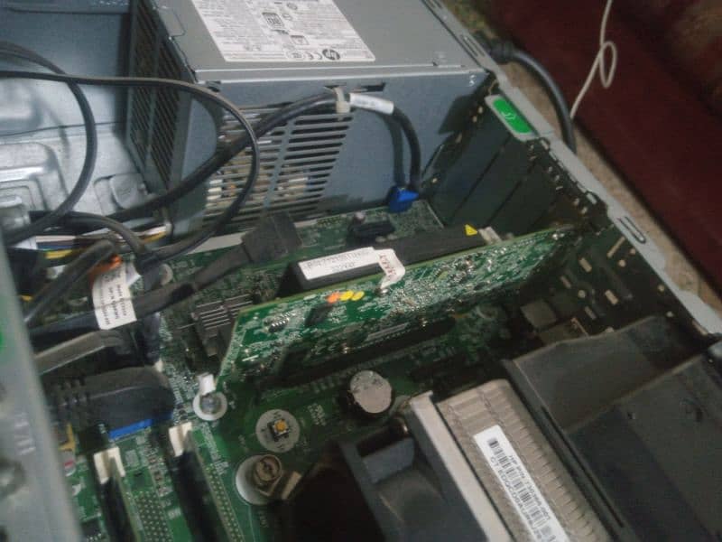 HP computer for sale 1 month only use new condition 10/10 all parts 4