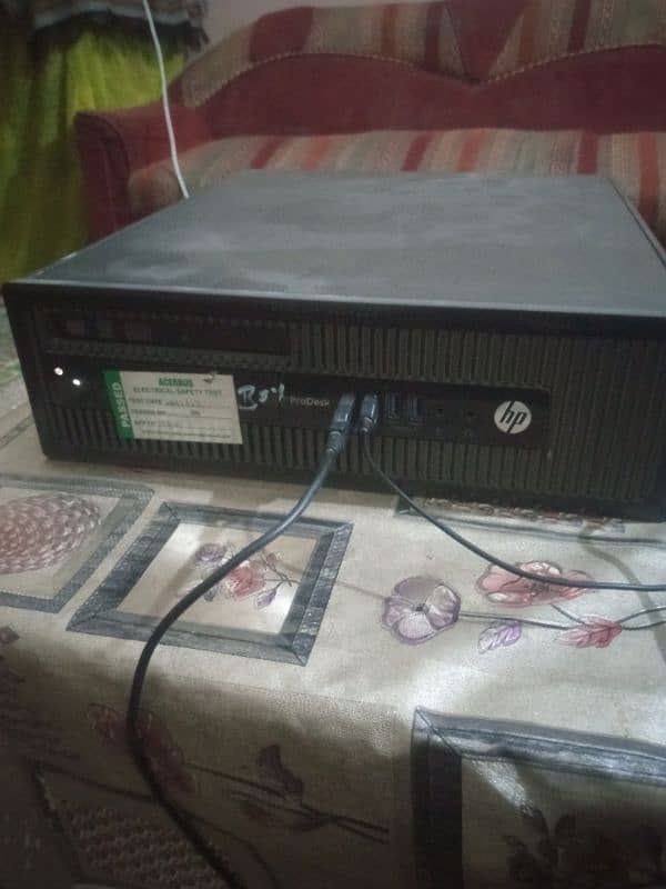 HP computer for sale 1 month only use new condition 10/10 all parts 7