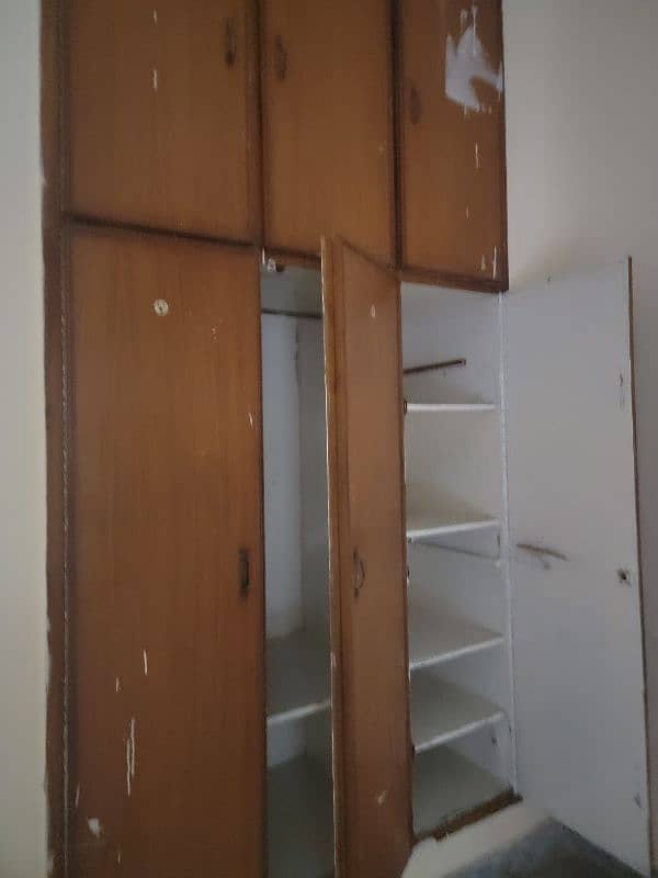 Cabinet, doors, glass 3