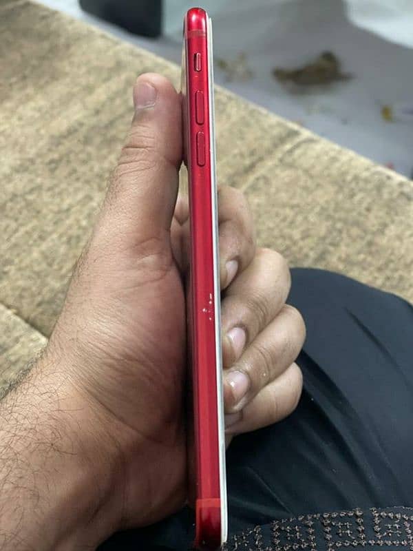 IPHONE 7PLUS (RED) 256GB 1