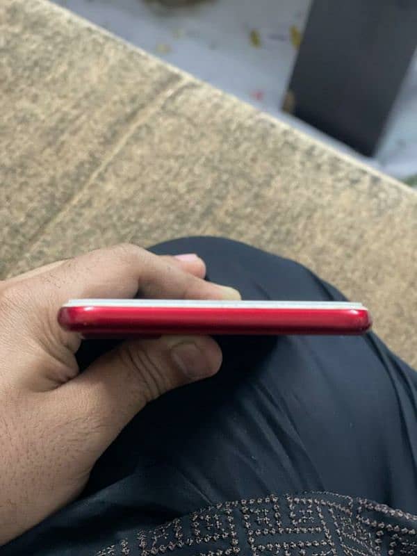 IPHONE 7PLUS (RED) 256GB 2