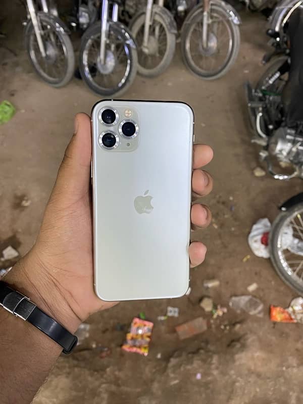 Assalamulikum iPhone 11pro non pta factory unlock 0