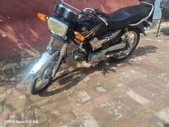 Yamaha Junoon 2012 golden no in good condition