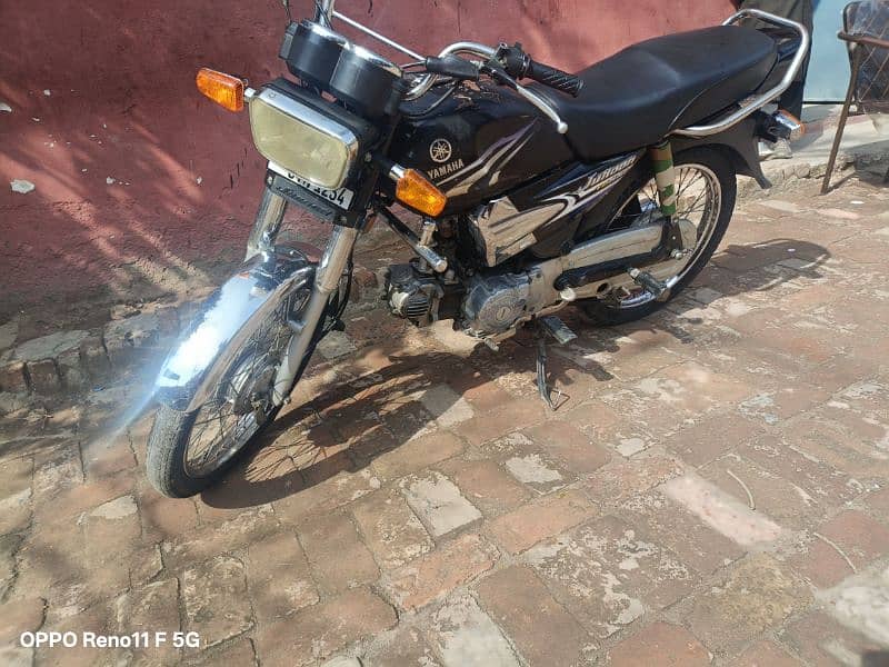 Yamaha Junoon 2012 golden no in good condition 0