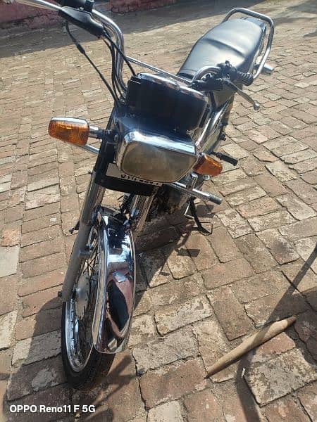 Yamaha Junoon 2012 golden no in good condition 6