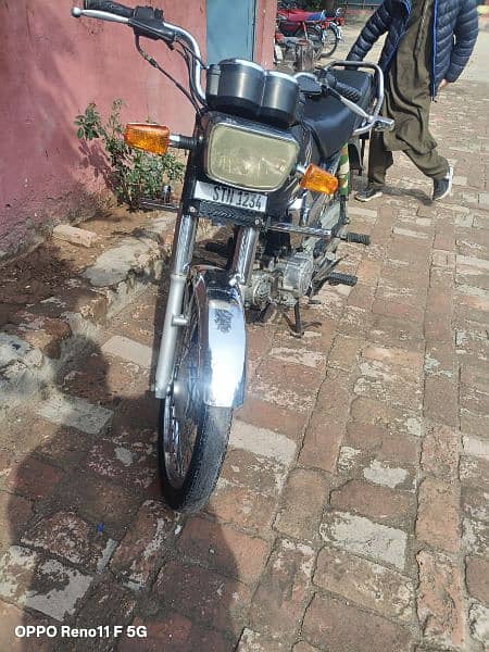 Yamaha Junoon 2012 golden no in good condition 12