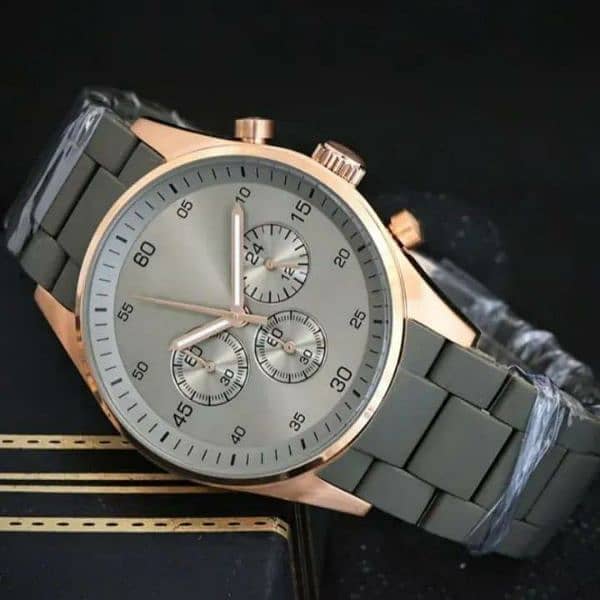 Men,s Movement Quartz,water Resistant watch contact 03419366873 2