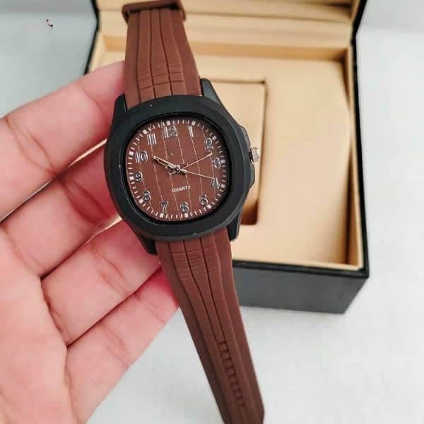 Men,s Movement Quartz,water Resistant watch contact 03419366873 9