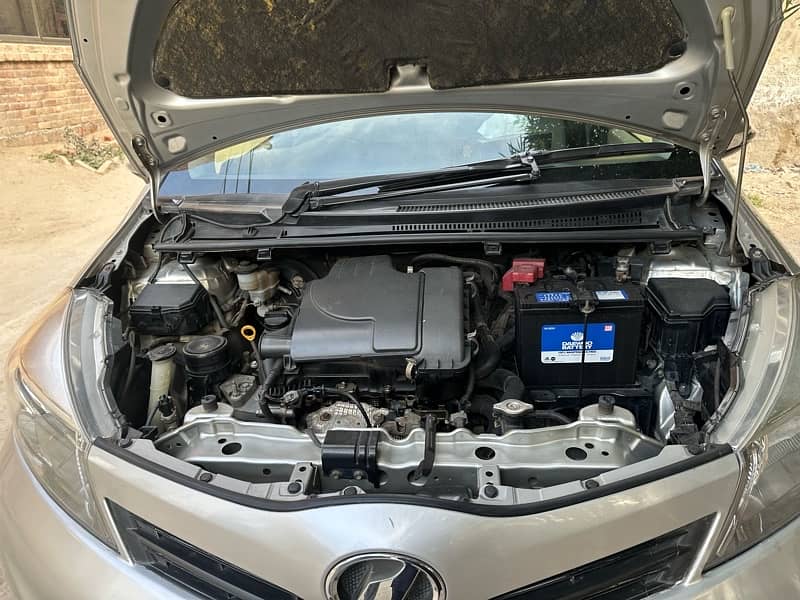 Toyota Vitz 2016 7