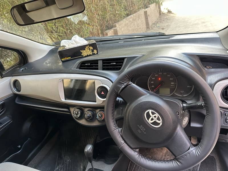 Toyota Vitz 2016 12