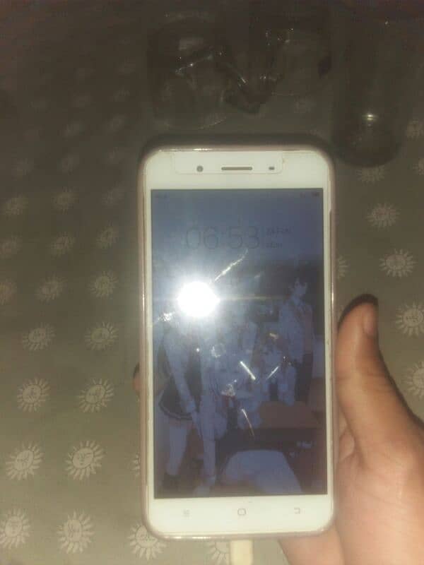 Vivo y66 all OK 4/64 no fualt urjent sell need to Cash 1