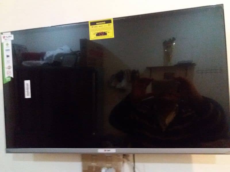 TURK Smart LED TV 32'' Full HD 4K Altra. Daba Pak 1 Year Waranty 0