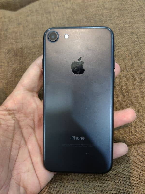 Iphone 7 32GB Non Pta Read Add 6