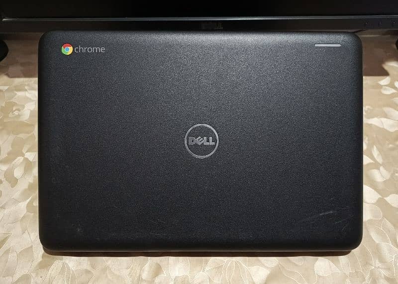 Chrome Book Laptop 1