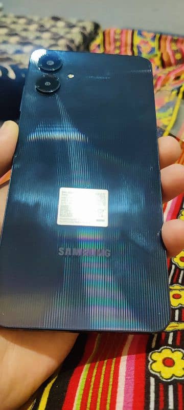 Samsung Galaxy A06 10/10 exchange possible with gaming mobile 0