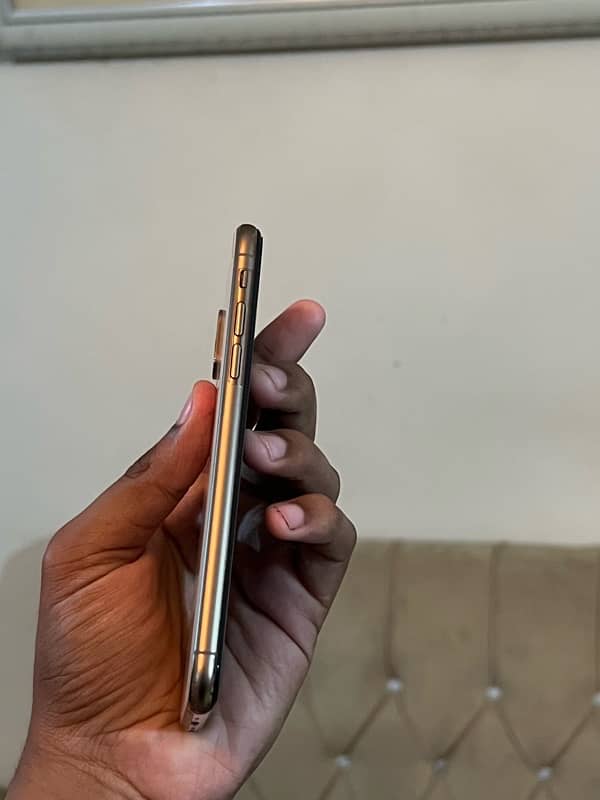 Iphone xs 256gb pta approve all okay no fault 4