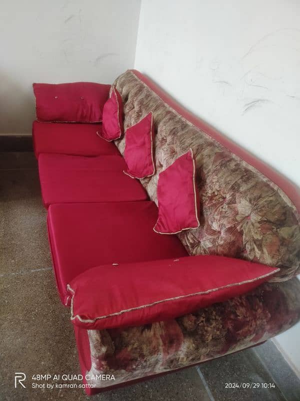 7 seater sofa set ( including coffee table) 1