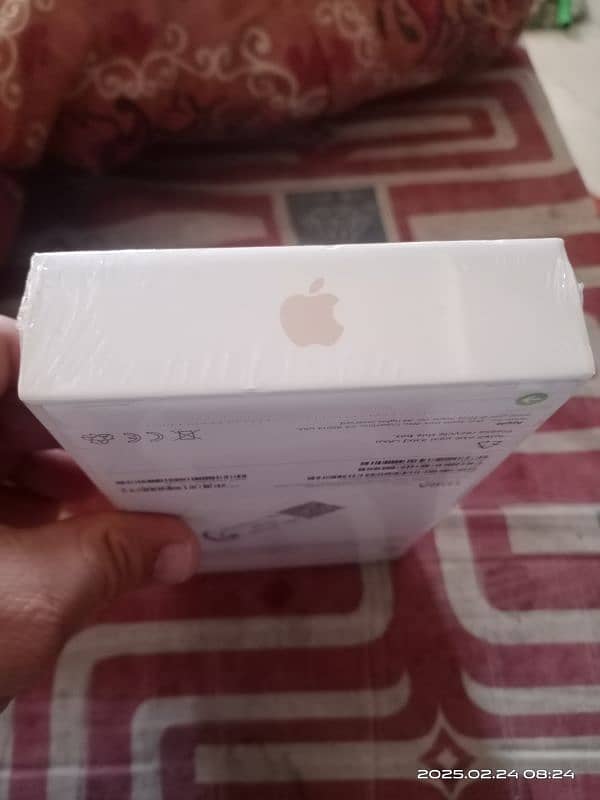 Box pack iPhone 16 Pro Max 256GB 1