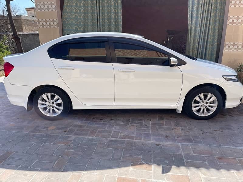 Honda City Aspire 2016 4