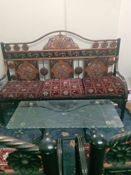 5 seater iron sofa set with center table. 1