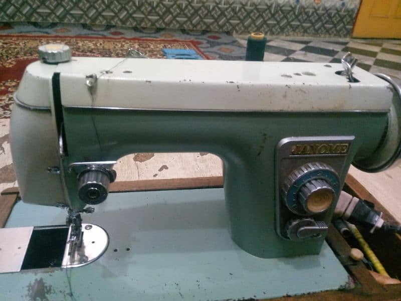 jenom and singer sewing machine 6