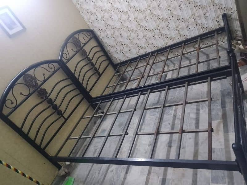 2 single iron beds with mattresses for sale in Karachi 3