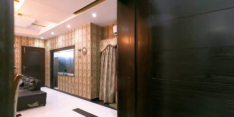 20 Marla Double-Storey House For Sale In Johar Town Phase 2, Block H1 - Demand: 8 Crore 12