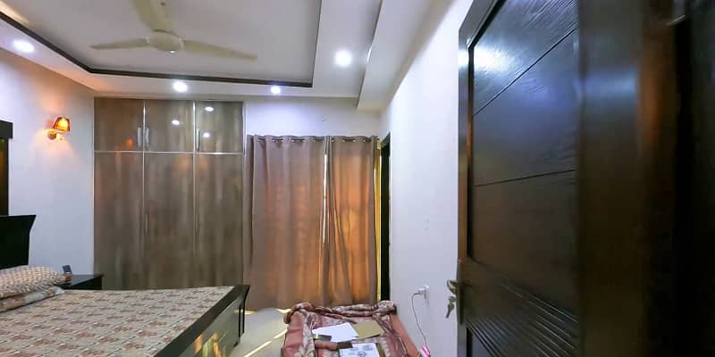 20 Marla Double-Storey House For Sale In Johar Town Phase 2, Block H1 - Demand: 8 Crore 31