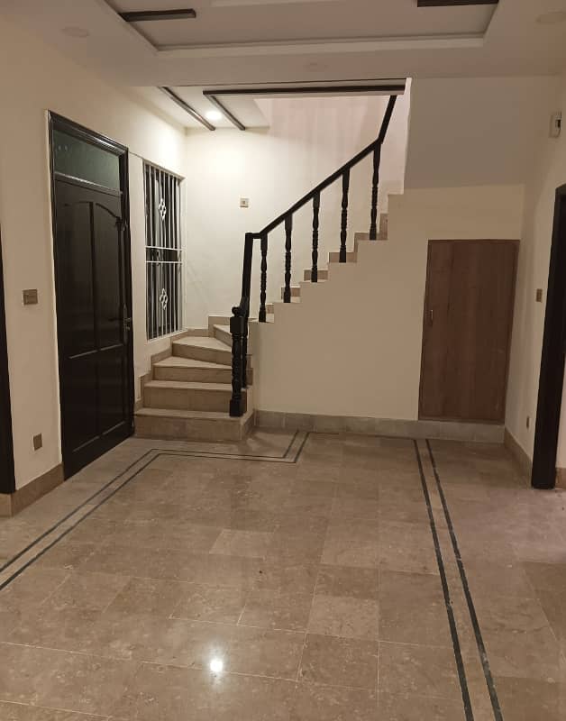 Fully Renovated Double Story House For Rent In G-11 7