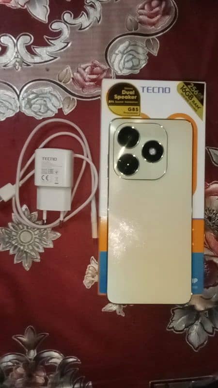 Tecno spark 20 good condition 0