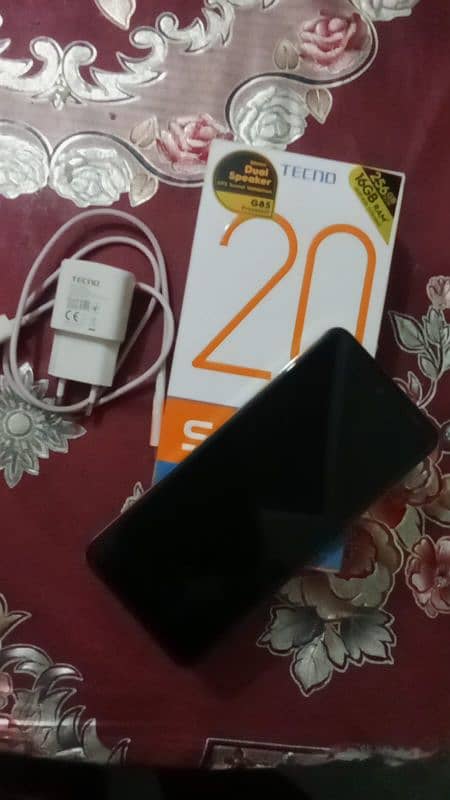 Tecno spark 20 good condition 2