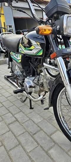 HONDA CD70