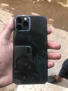 IPhone 11 pro(Factory unlocked)