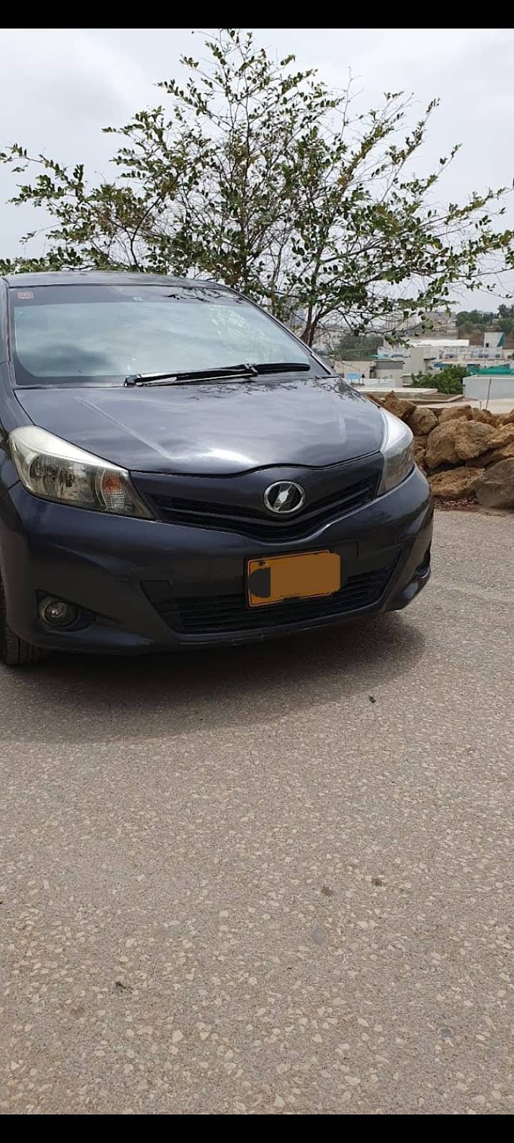 Toyota vitz 2011/2014 Excellent condition 7