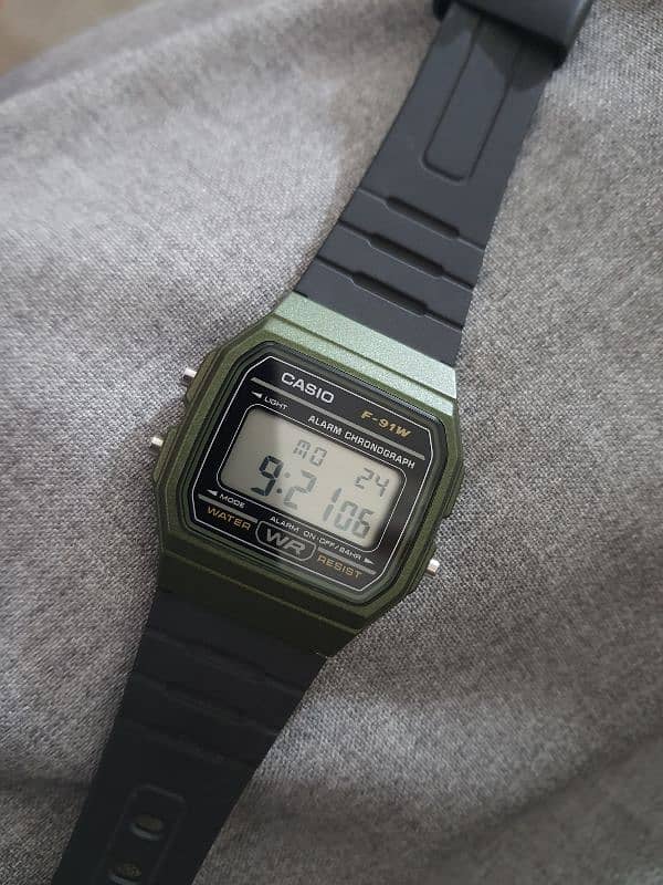 Casio F91 W. 0