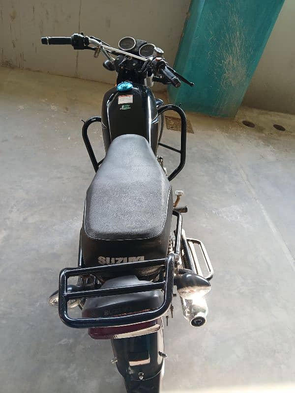 SUZUKI 150 IN MINT CONDITION FNF PRICE 4