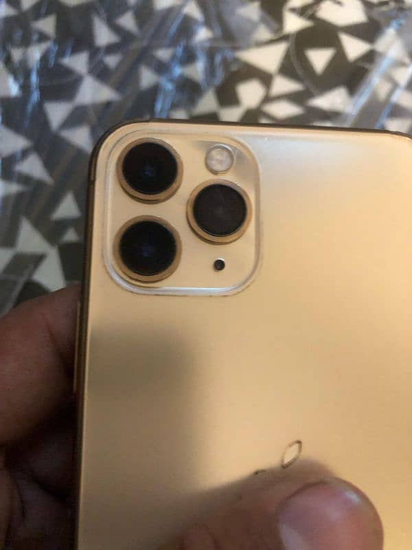 iphone 11pro focrtry unlocked 4