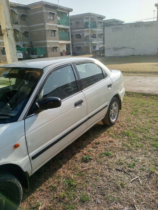 Suzuki Baleno 2004 8