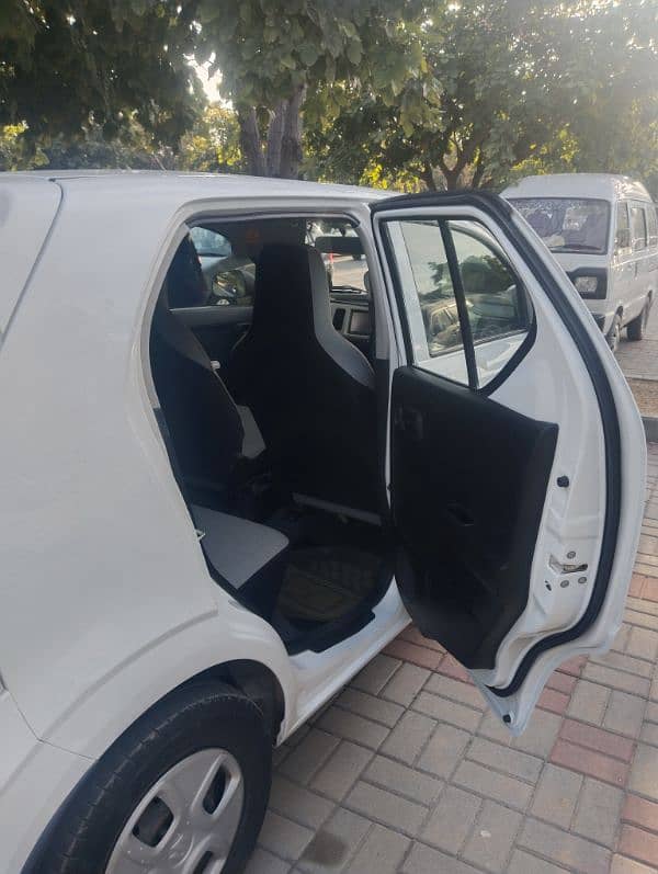 Suzuki Alto 2015 12