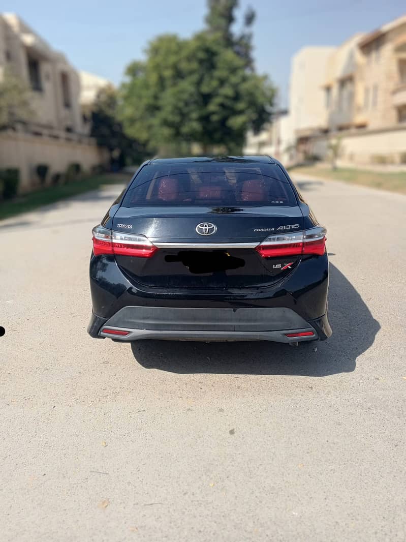 Toyota Corolla Altis 2022-  ALMOST NEW AND ORIGNAL (malir cantt) 15