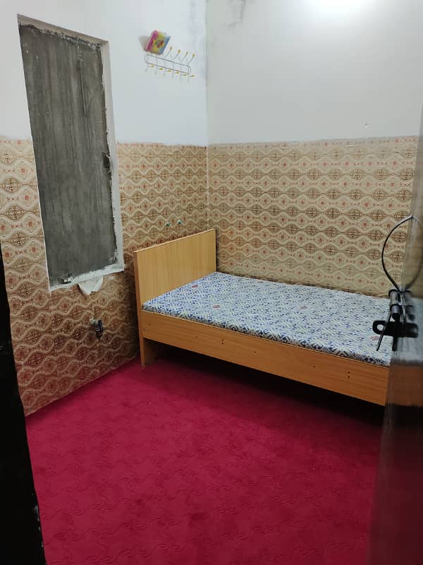 Lahore Furnished room guest House for rent family girls boys couples ke liye 7