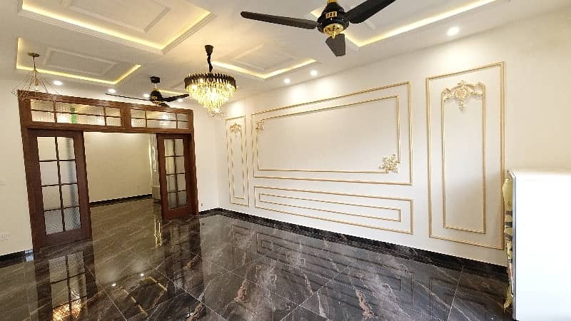 House For sale In Rs. 180000000 6