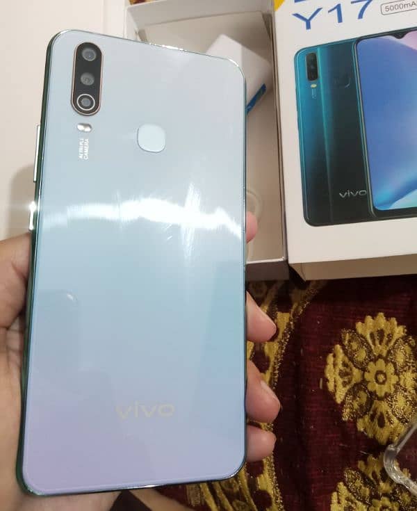 Vivo Y17 7