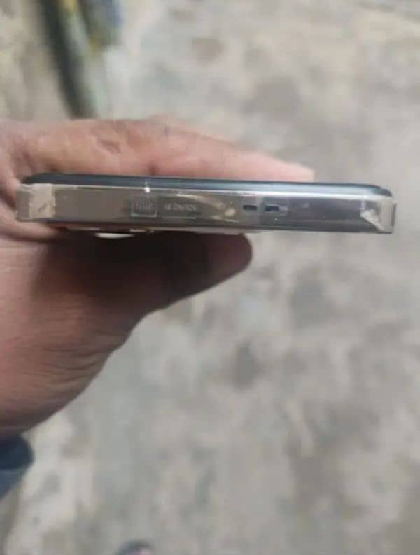 Infinix note 30 8/256 10/9.5 condition 2