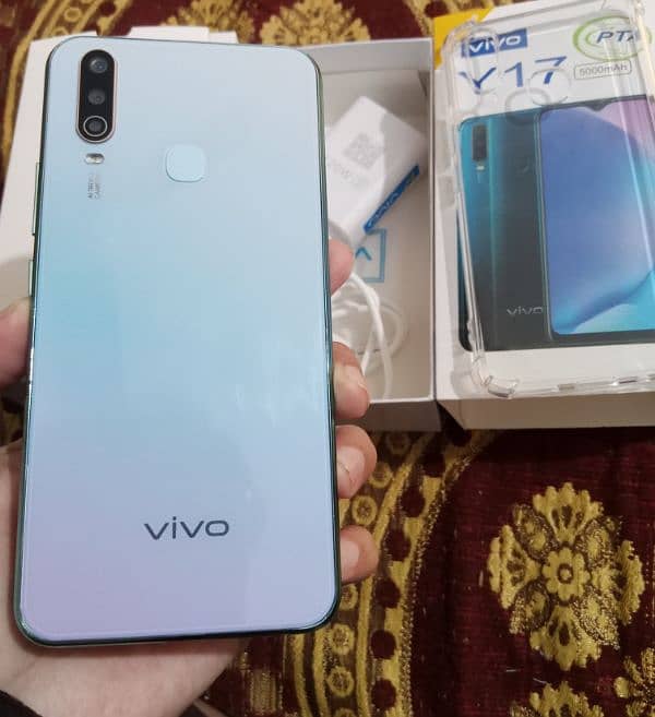 Vivo Y17 3