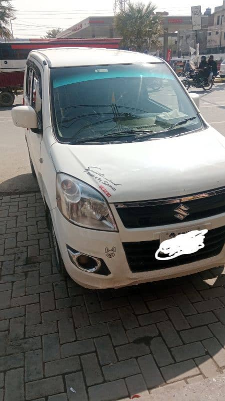 Suzuki Wagon R 2019 1