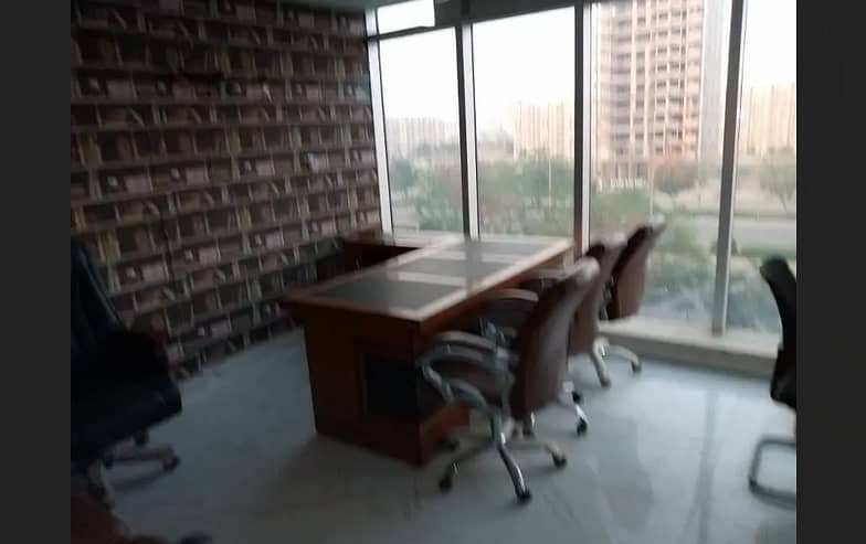 Office for rent furnish & unfurnish in Bahria town karachi 5